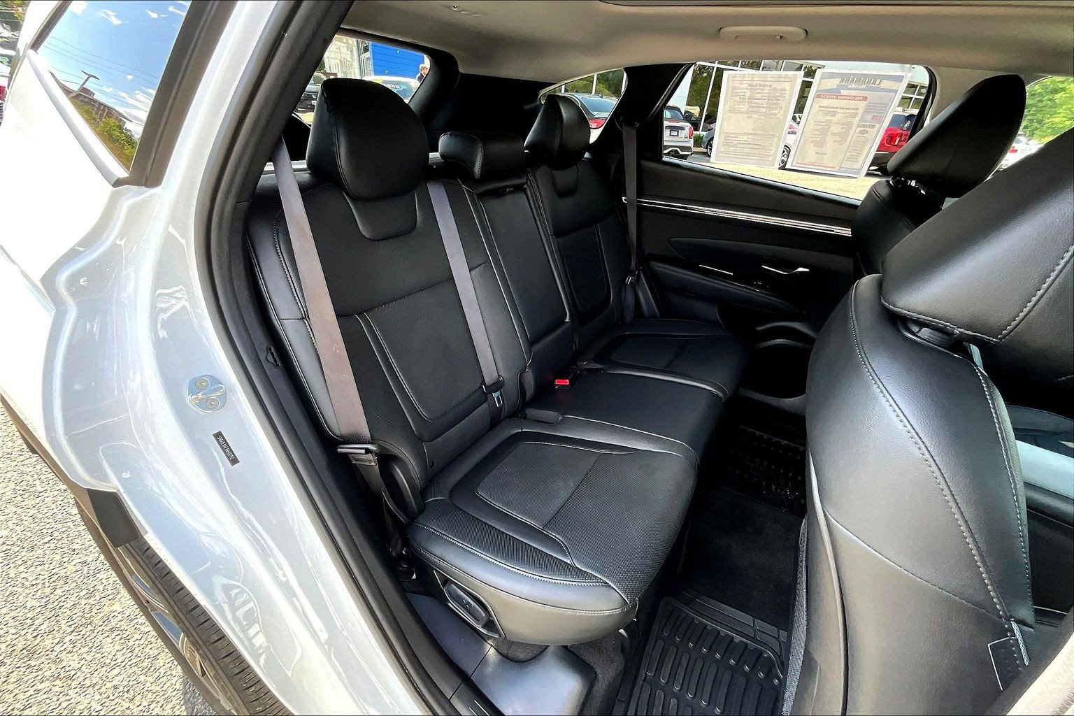 Used 2022 Hyundai Tucson Limited w/ Cargo Package FWD image 29