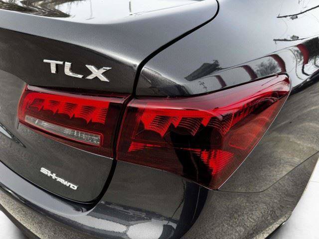 Used 2016 Acura TLX V6 SH-AWD w/ Technology Pkg image 17