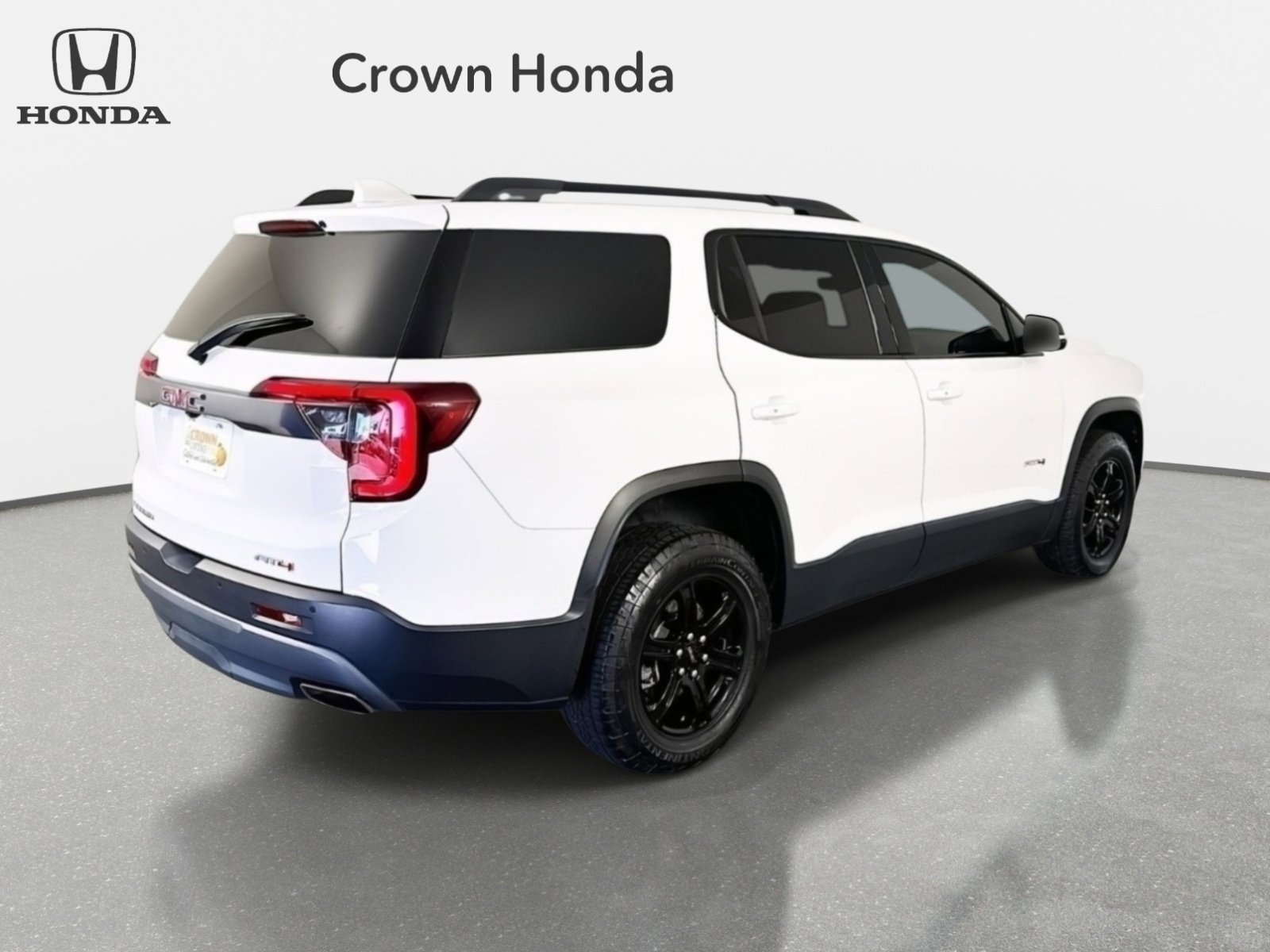 Used 2023 GMC Acadia AT4 w/ Trailering Package AWD/4WD image 6