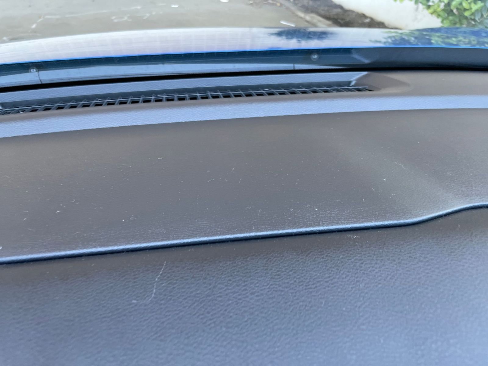 Used 2025 Nissan Sentra SV image 17