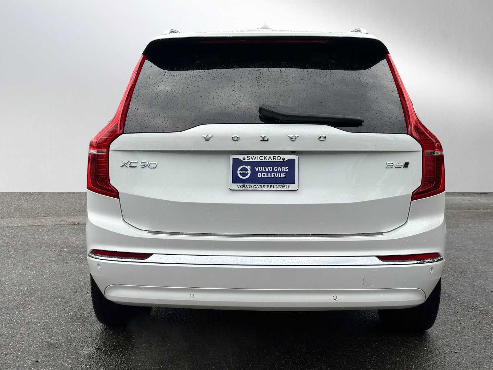 Used 2025 Volvo XC90 B6 Plus w/ Protection Package Premier image 4