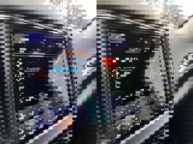 Used 2022 Maserati Levante Modena image 13