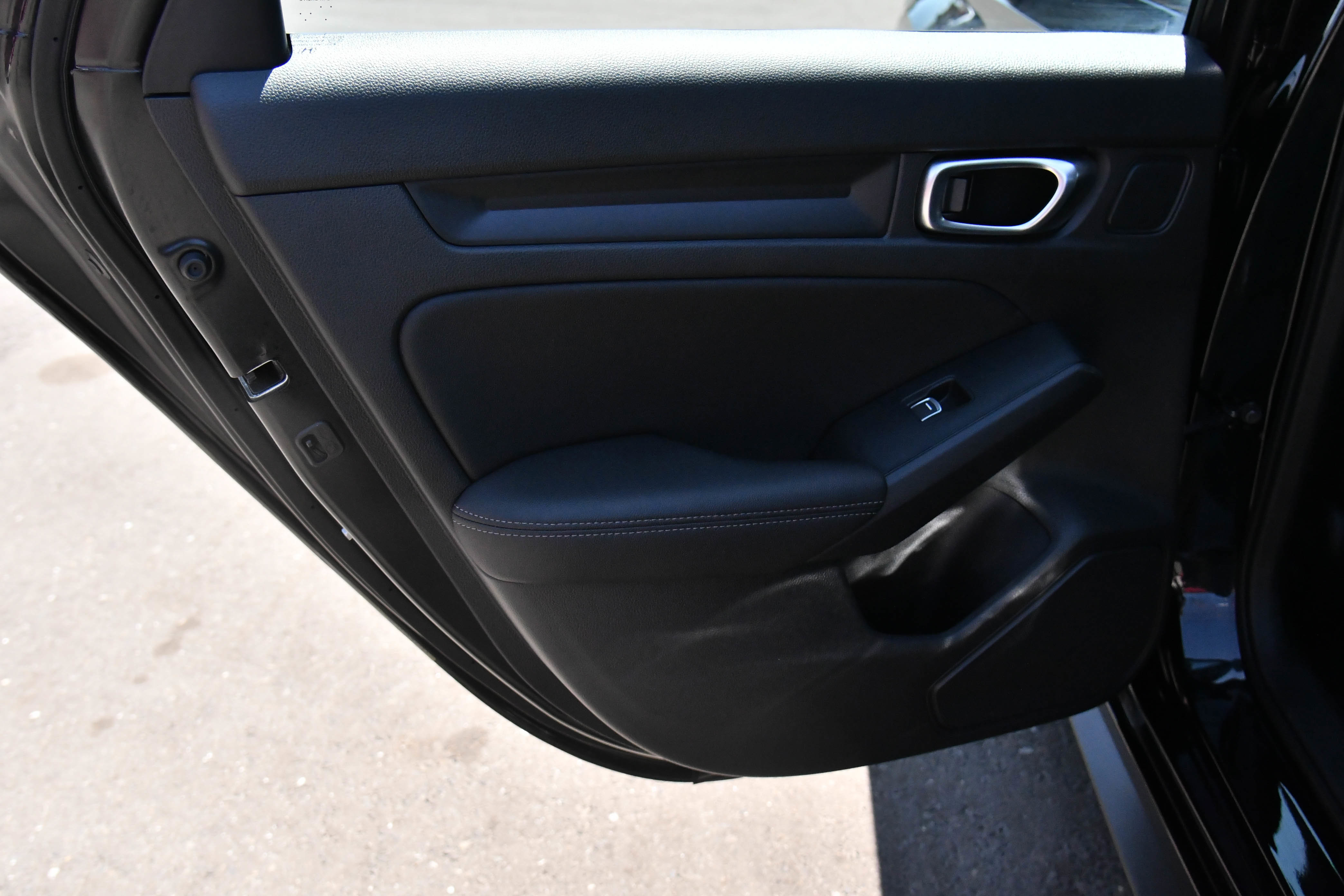 Used 2024 Honda Civic EX-L image 35