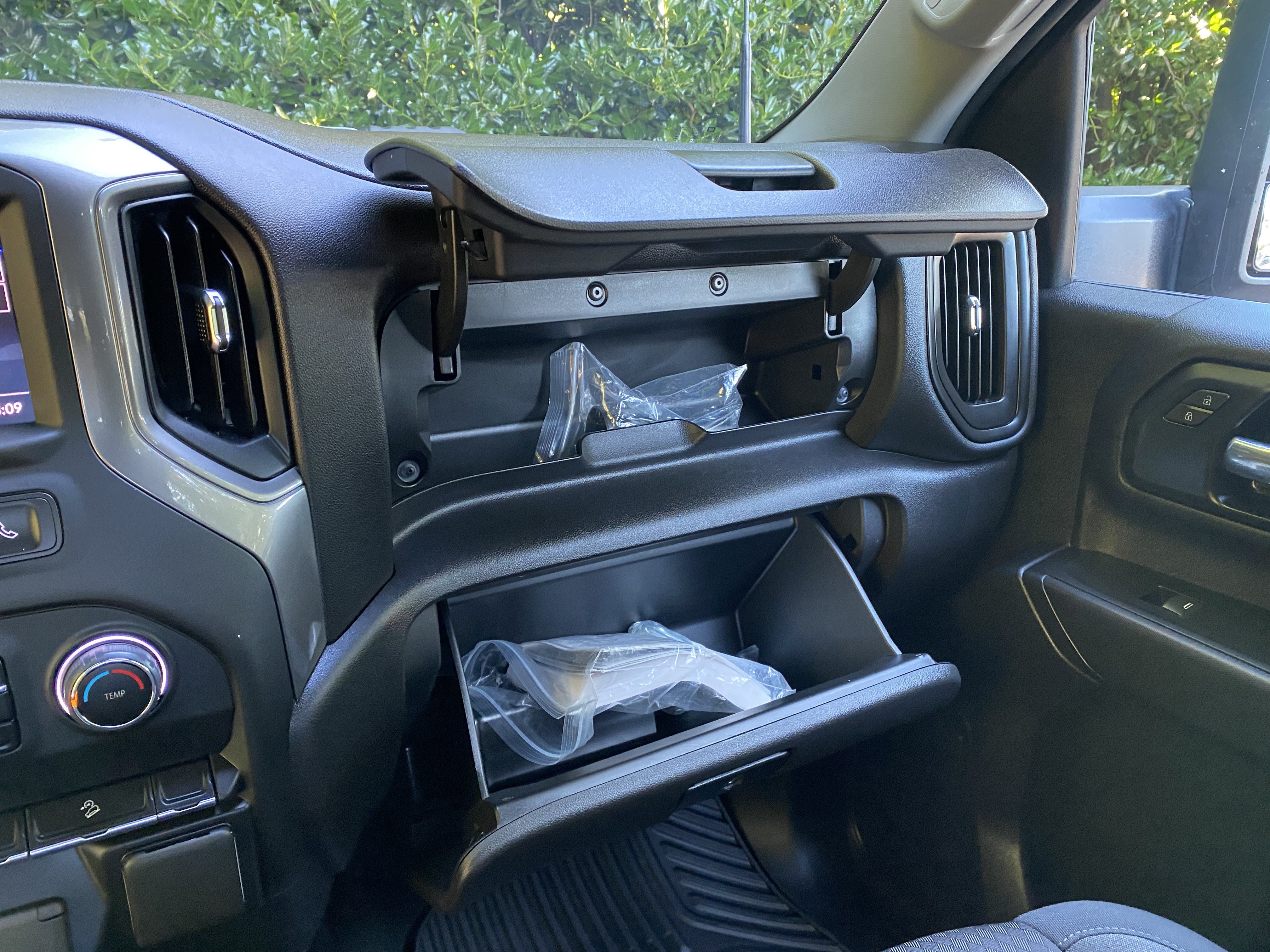 Used 2025 Chevrolet Silverado 2500 Custom w/ Custom Value Package AWD/4WD image 30