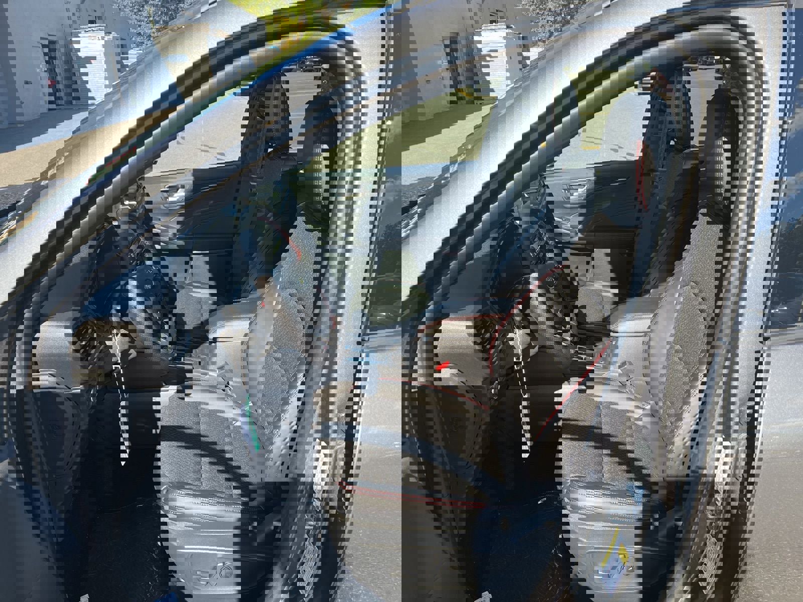 New 2025 Ford Escape ST-Line Elite w/ Tech Pack #1 image 18