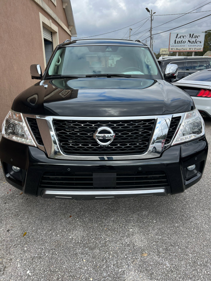Used 2020 Nissan Armada Platinum w/ Captain's Chairs Package image 3