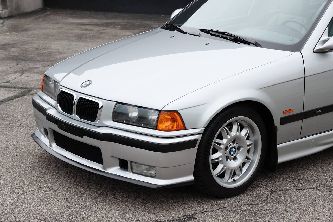 Used 1998 BMW M3 Sedan RWD image 2
