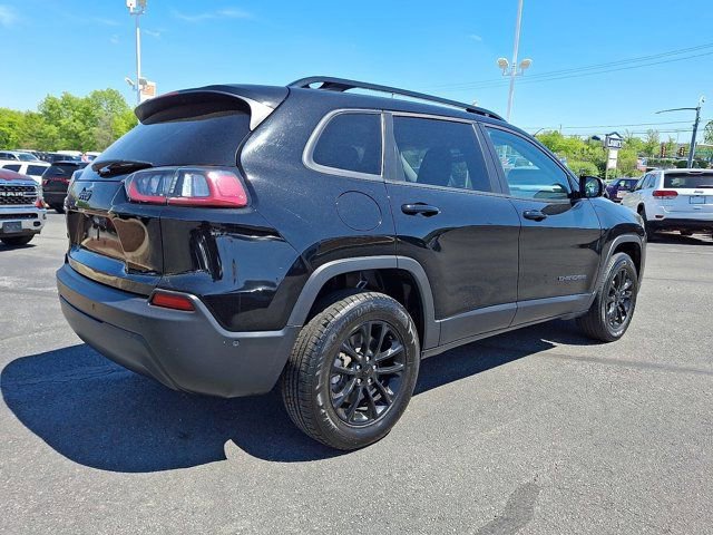 Certified 2023 Jeep Cherokee Altitude Lux AWD/4WD image 8