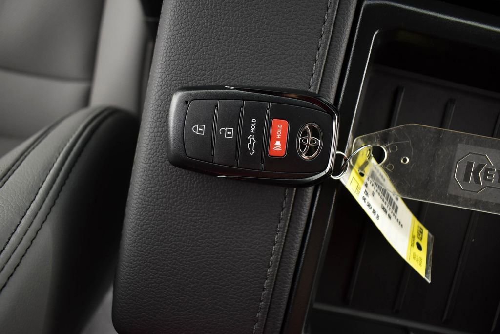 New 2026 Toyota Tundra SR5 AWD/4WD image 38