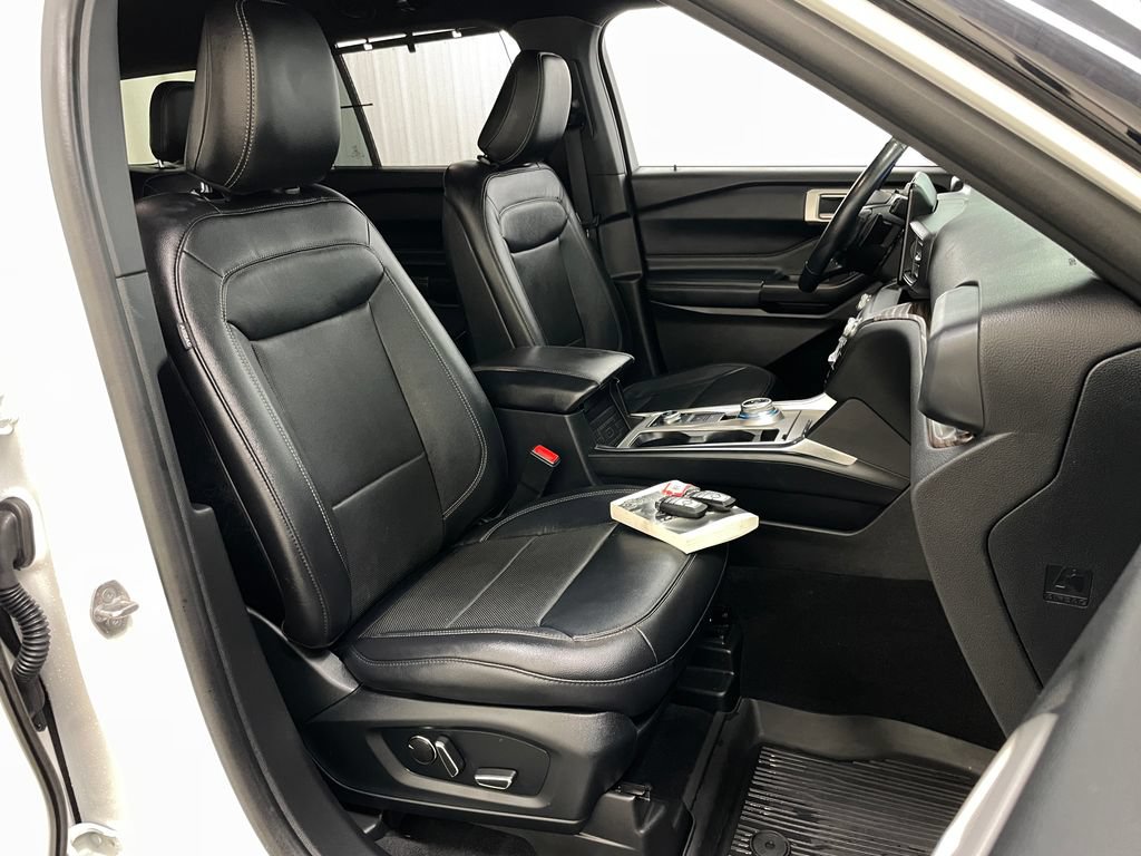 Used 2020 Ford Explorer Limited w/ Class III Trailer Tow Package AWD/4WD image 44