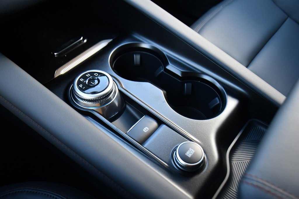 Used 2025 Ford Explorer Active w/ Active Comfort Package image 33