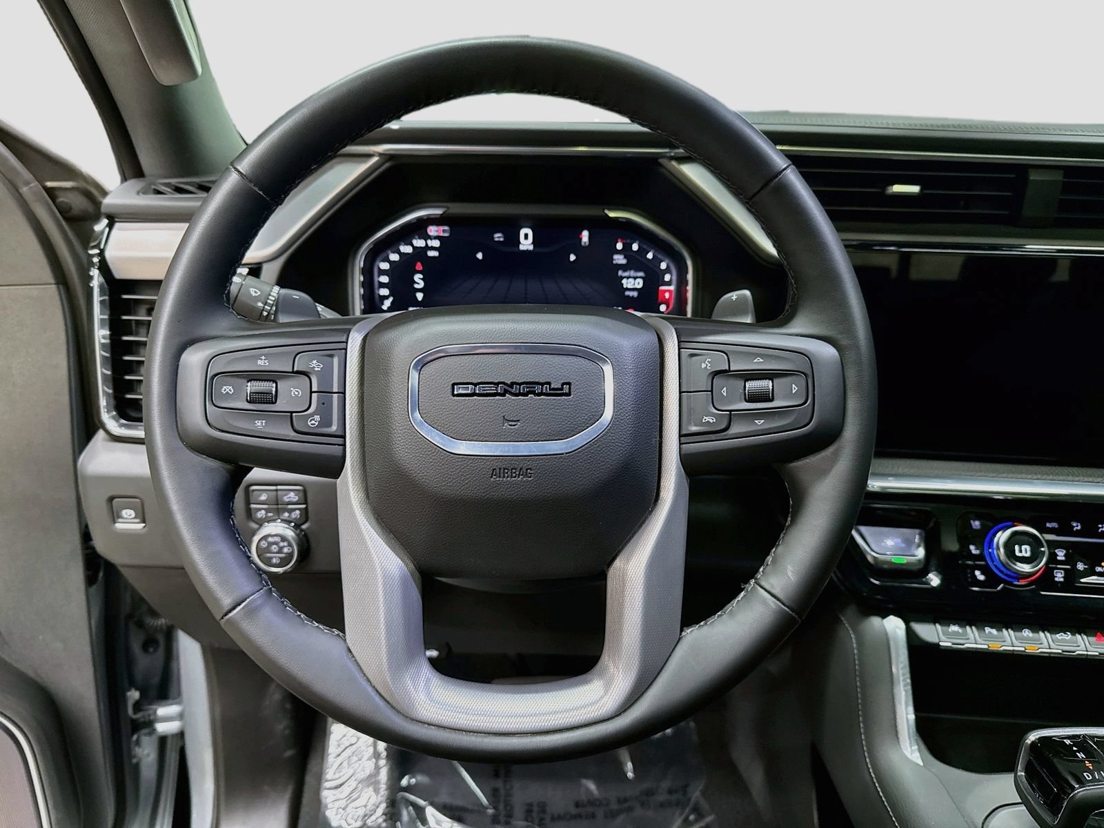 Used 2026 GMC Sierra 1500 Denali w/ Denali Reserve Package AWD/4WD image 14
