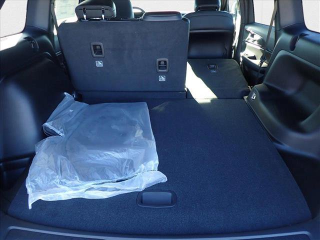 New 2025 Jeep Grand Cherokee Altitude image 8