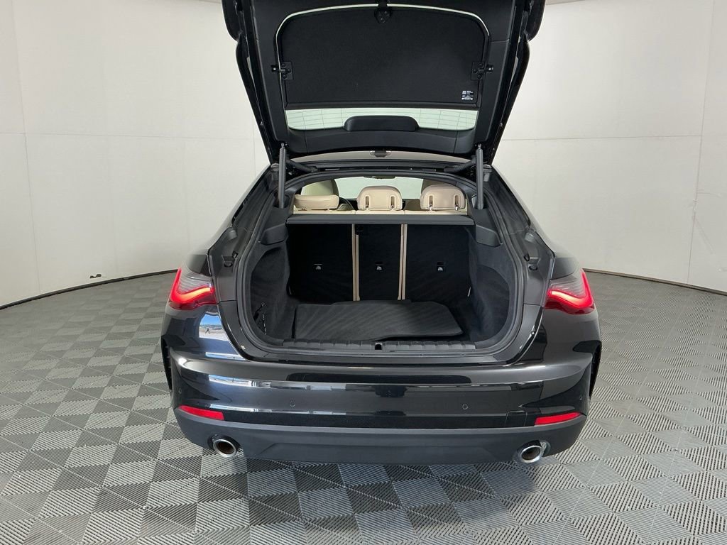 Certified 2025 BMW 430i w/ Parking Assistance Package RWD image 28