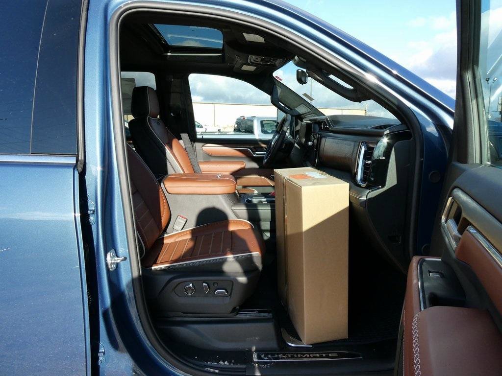 New 2026 GMC Sierra 2500 Denali Ultimate image 13