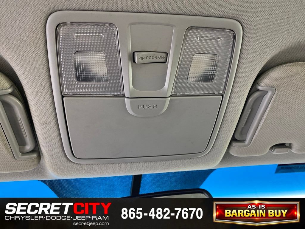 Used 2013 Hyundai Elantra GLS w/ Preferred Pkg FWD image 19
