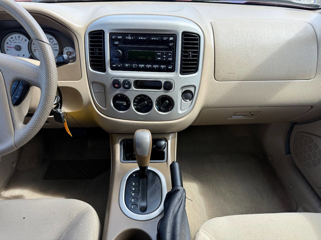 Used 2006 Ford Escape XLT image 19