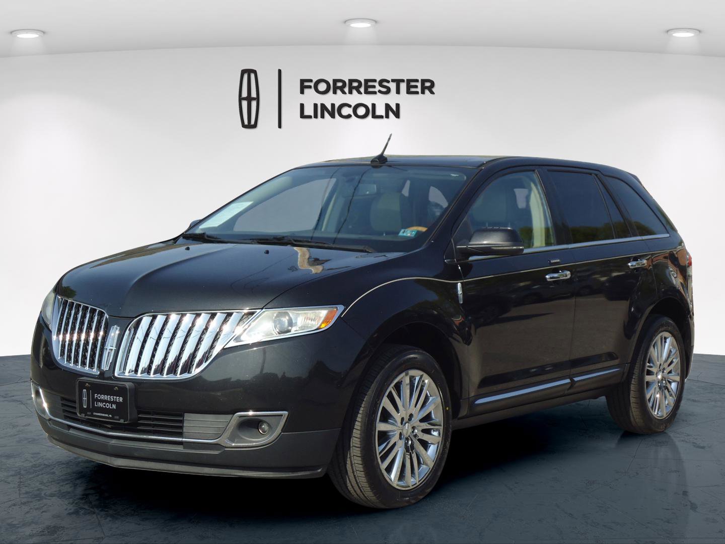 Used 2013 Lincoln MKX AWD image 7