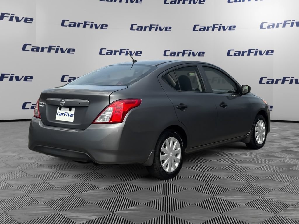 Used 2017 Nissan Versa S FWD image 6