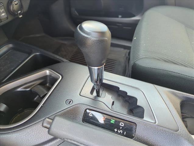 Used 2017 Toyota RAV4 LE FWD image 19