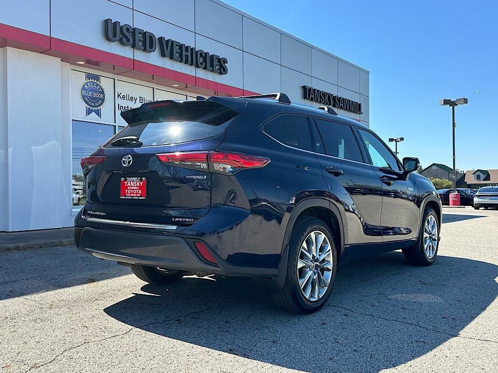 Used 2020 Toyota Highlander Limited AWD/4WD image 6