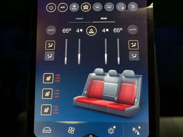 Used 2022 Lucid Air Grand Touring image 52