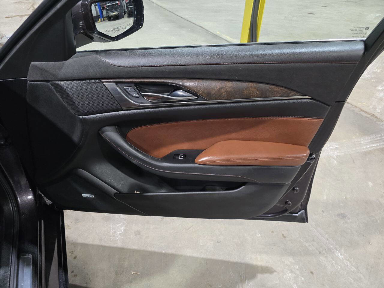 Used 2015 Cadillac CTS Premium image 34