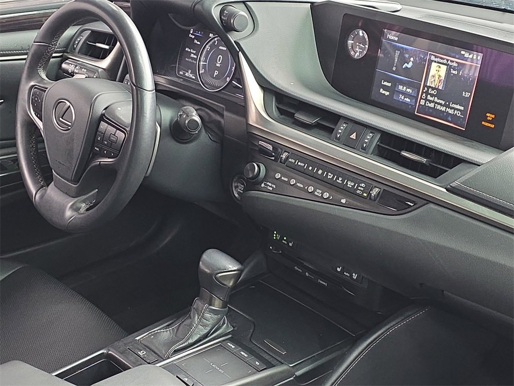 Used 2020 Lexus ES 350 w/ Premium Package image 18
