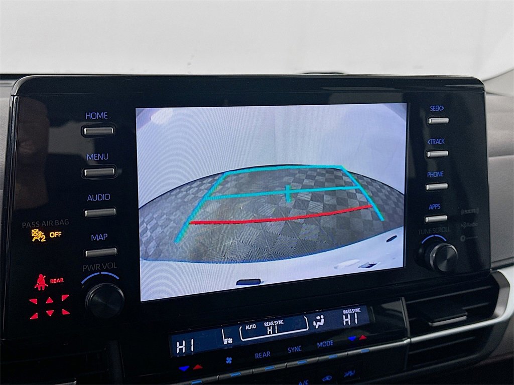 Used 2024 Toyota Sienna LE image 20