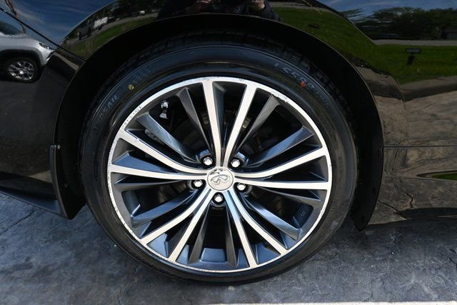 Used 2018 INFINITI Q60 3.0t Luxe image 12