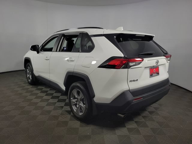 Used 2025 Toyota RAV4 XLE FWD image 5