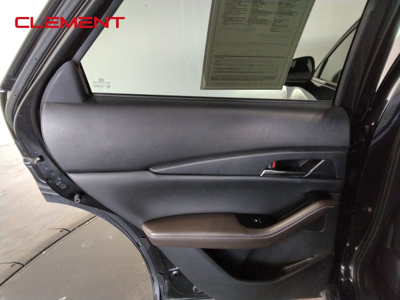 Used 2024 MAZDA CX-30 AWD 2.5 S w/ Premium Package image 32