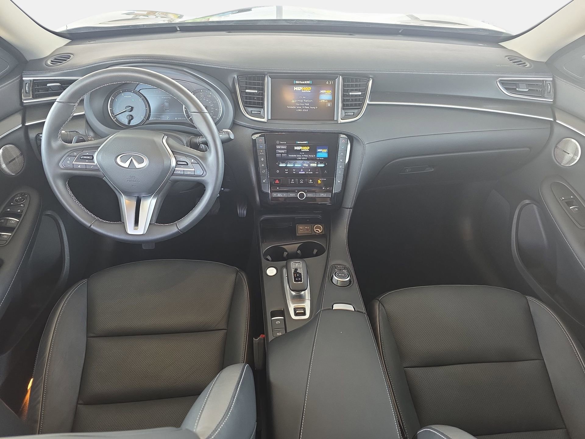 Certified 2025 INFINITI QX50 Luxe image 9