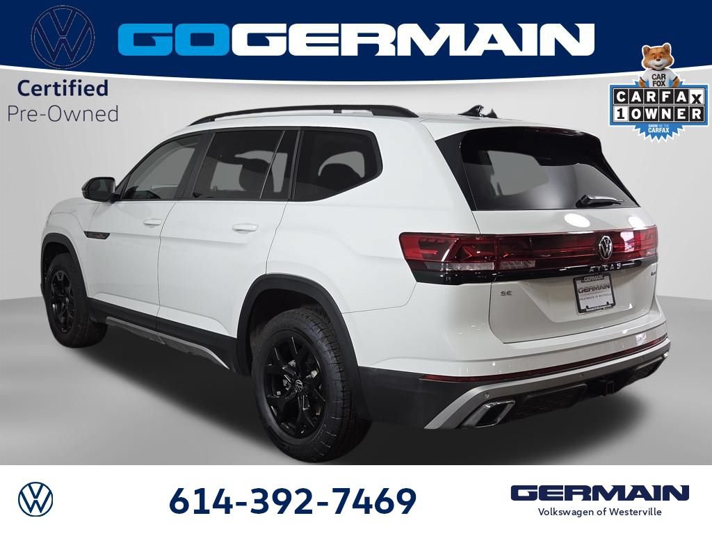 Certified 2025 Volkswagen Atlas Peak Edition SE AWD/4WD image 9