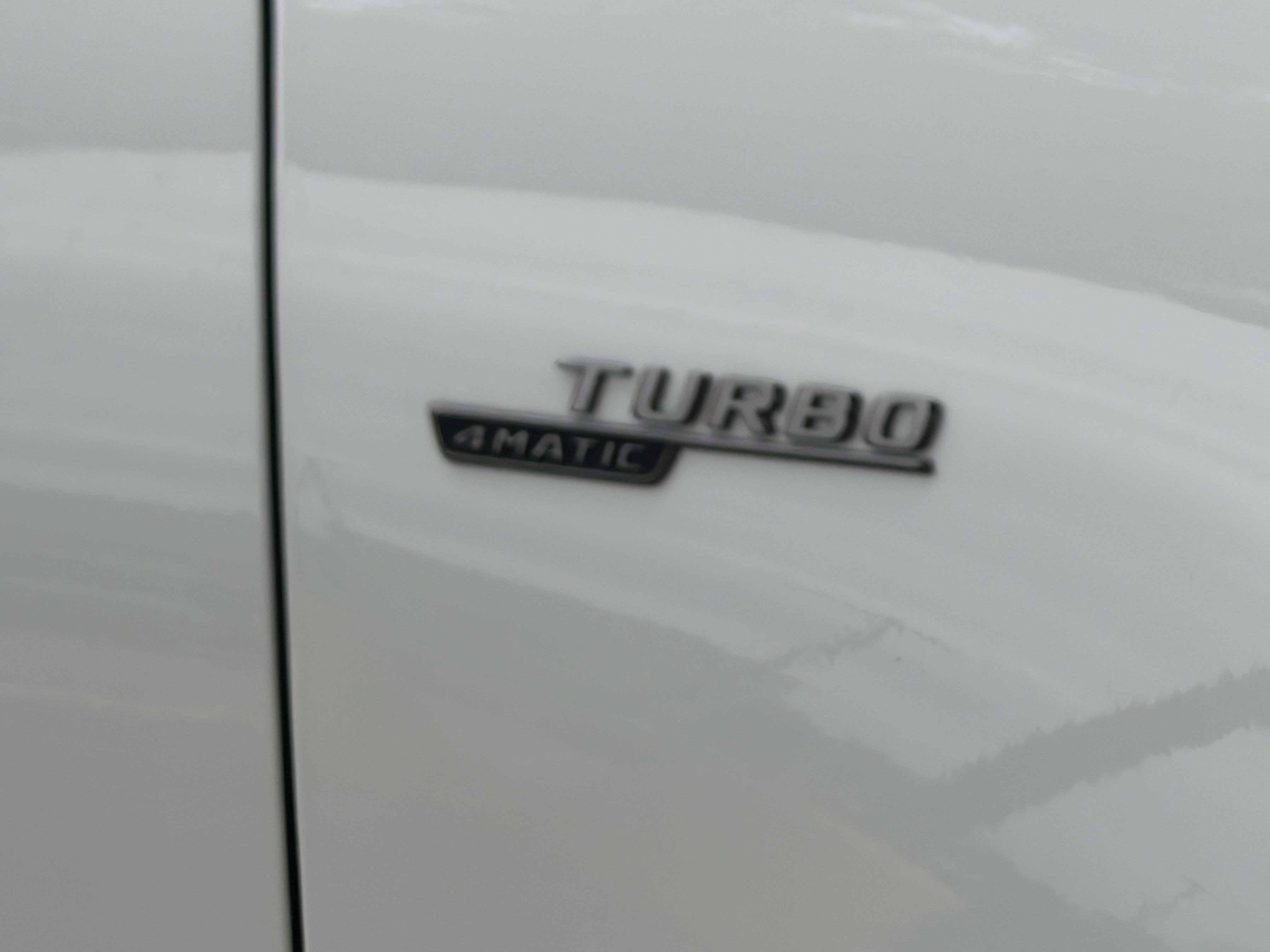 Used 2025 Mercedes-Benz CLA 35 AMG 4MATIC image 4