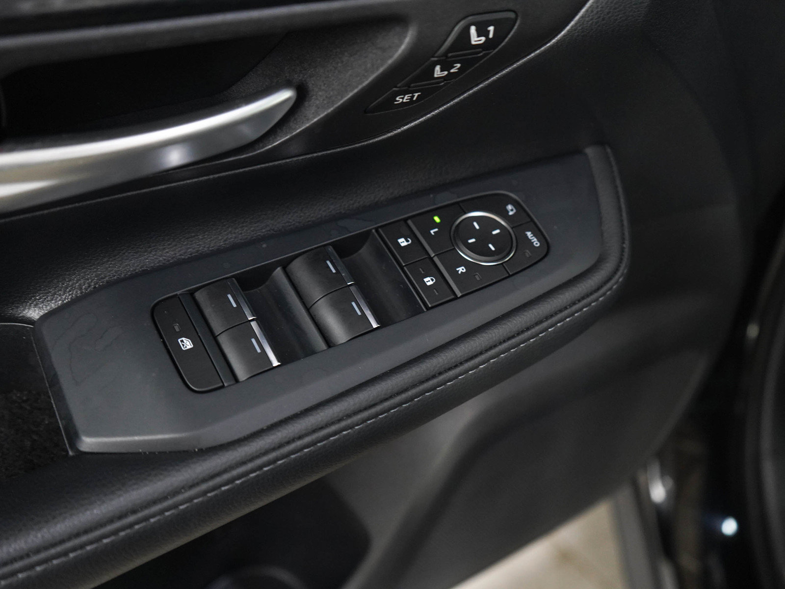 Used 2025 Toyota Grand Highlander AWD Hybrid image 21