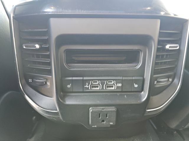 Used 2019 RAM 1500 Laramie image 30