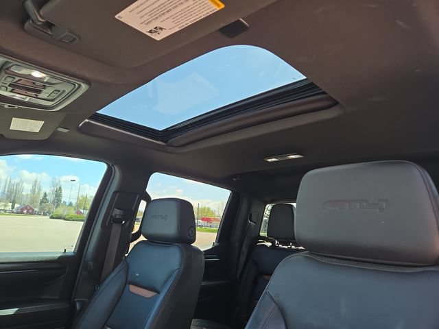 Used 2024 GMC Sierra 1500 AT4 w/ Technology Package AWD/4WD image 32