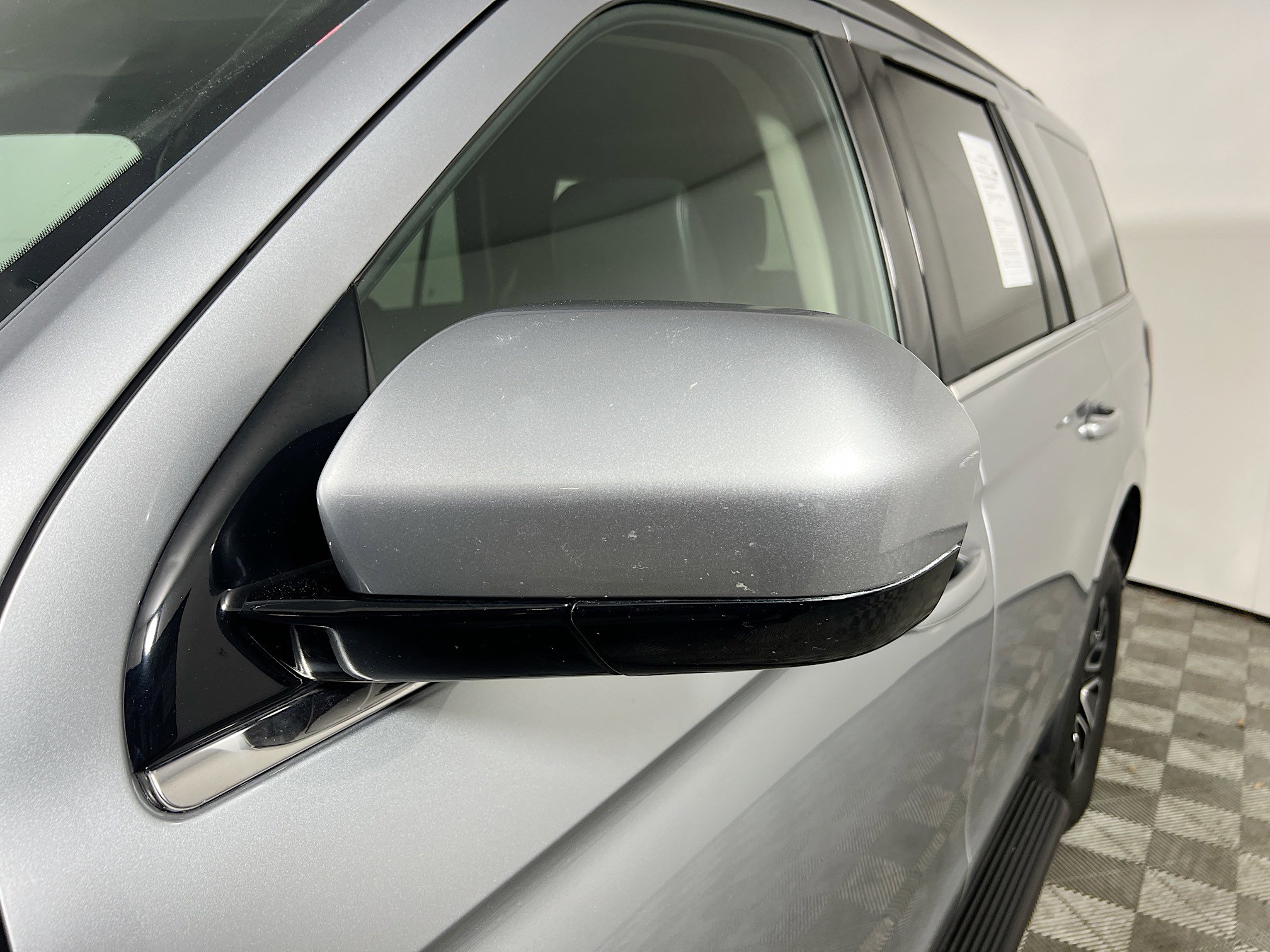 Used 2024 Ford Expedition XLT image 13