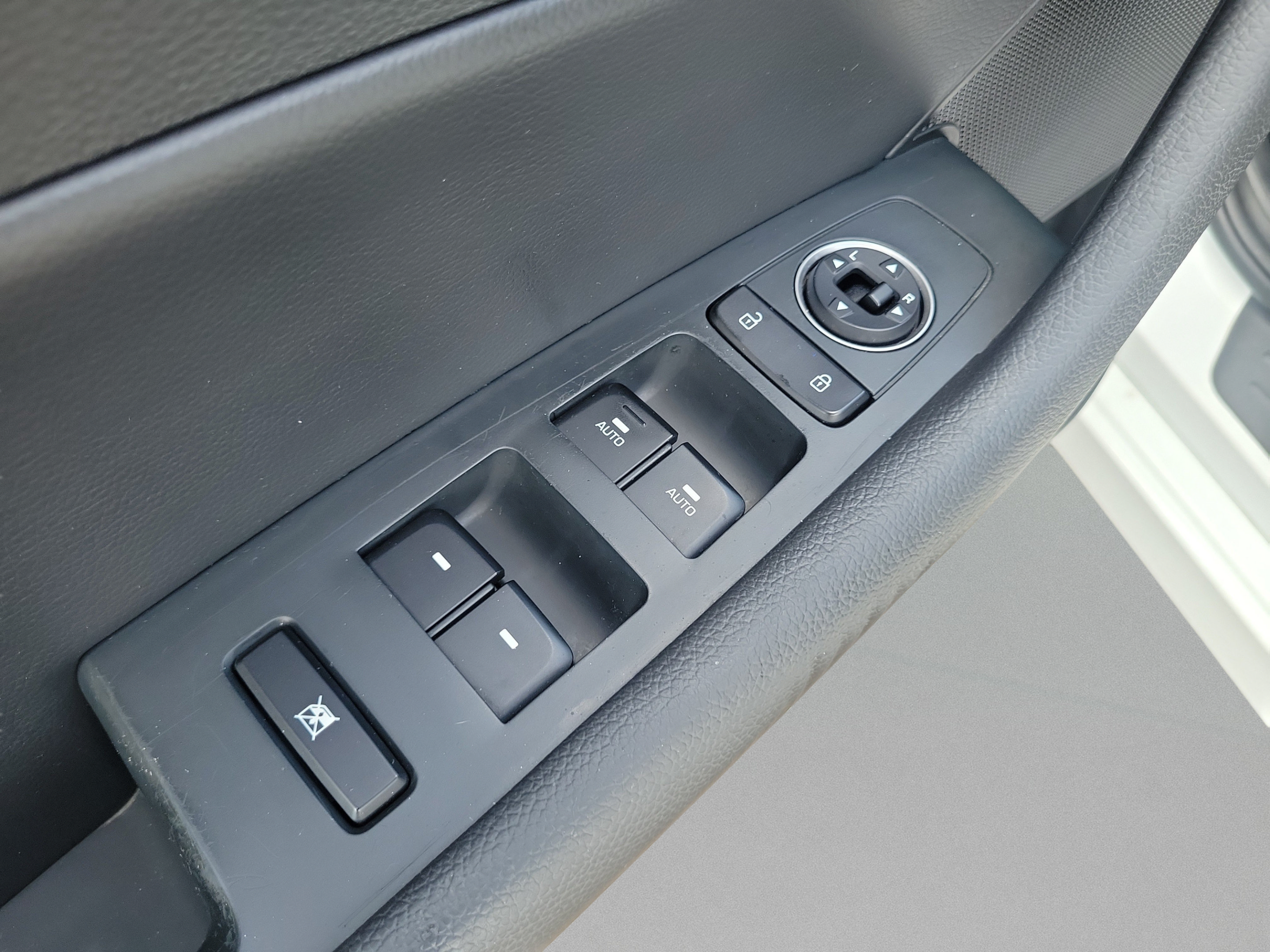 Used 2019 Hyundai Sonata SEL FWD image 23