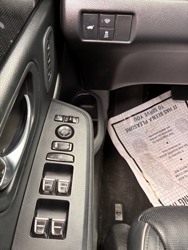 Used 2023 Honda Pilot Elite image 25