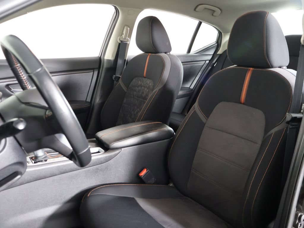 Used 2023 Nissan Sentra SR w/ Trunk Package FWD image 25