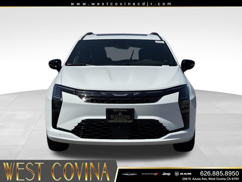 New 2027 Chrysler Pacifica Limited AWD/4WD image 3