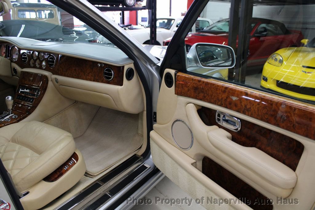 Used 2004 Bentley Arnage T image 47