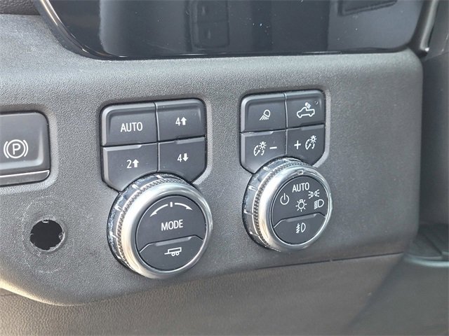 Used 2023 GMC Sierra 1500 SLT w/ SLT Convenience Package image 17