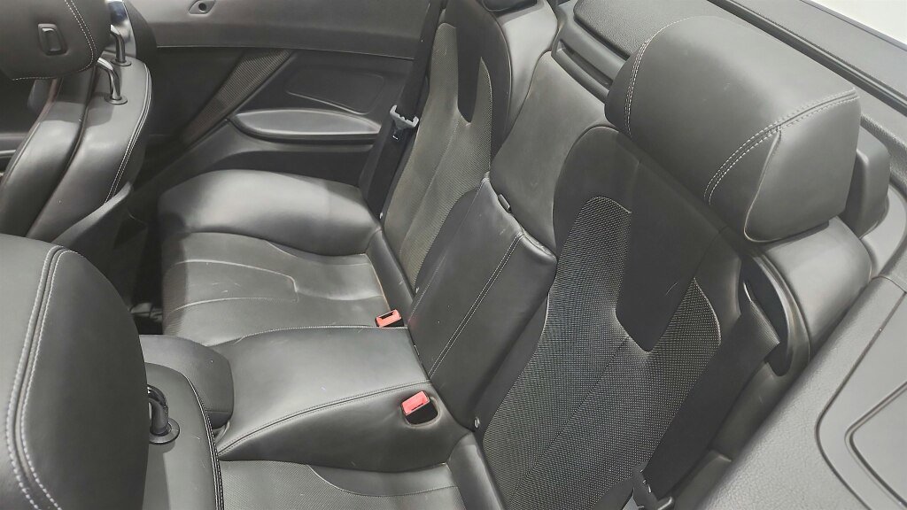 Used 2013 BMW M6 Convertible RWD image 22