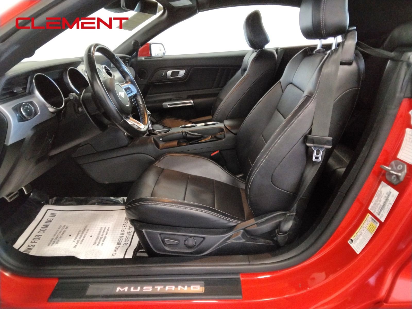 Used 2023 Ford Mustang Convertible image 33