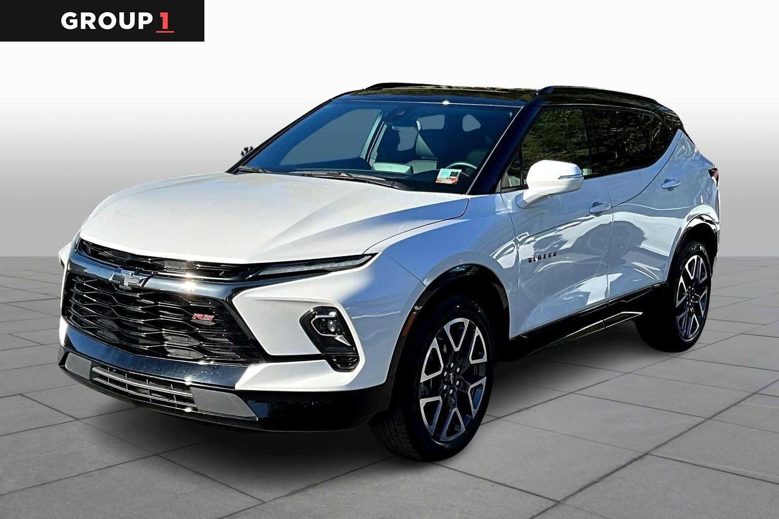 Used 2023 Chevrolet Blazer RS w/ Enhanced Convenience Package image 1