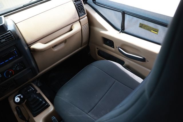 Used 1999 Jeep Wrangler Sport AWD/4WD image 25