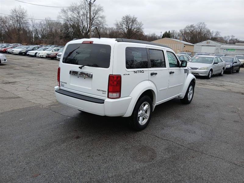 Used 2011 Dodge Nitro SXT AWD/4WD image 3
